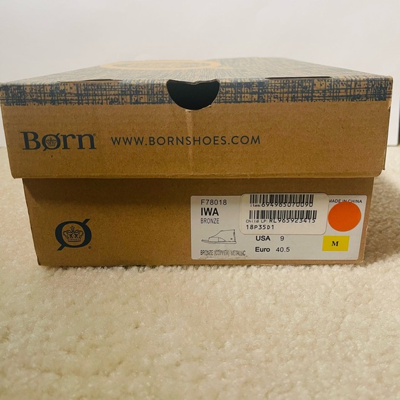Women’s Born IWA Bronze Sandals Size 9 - Picture 5 of 6